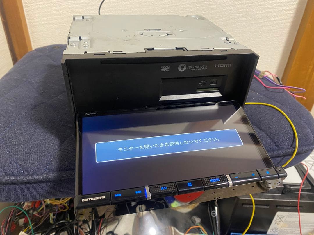 カーナビ carrozzeria AVIC-RZ810-D