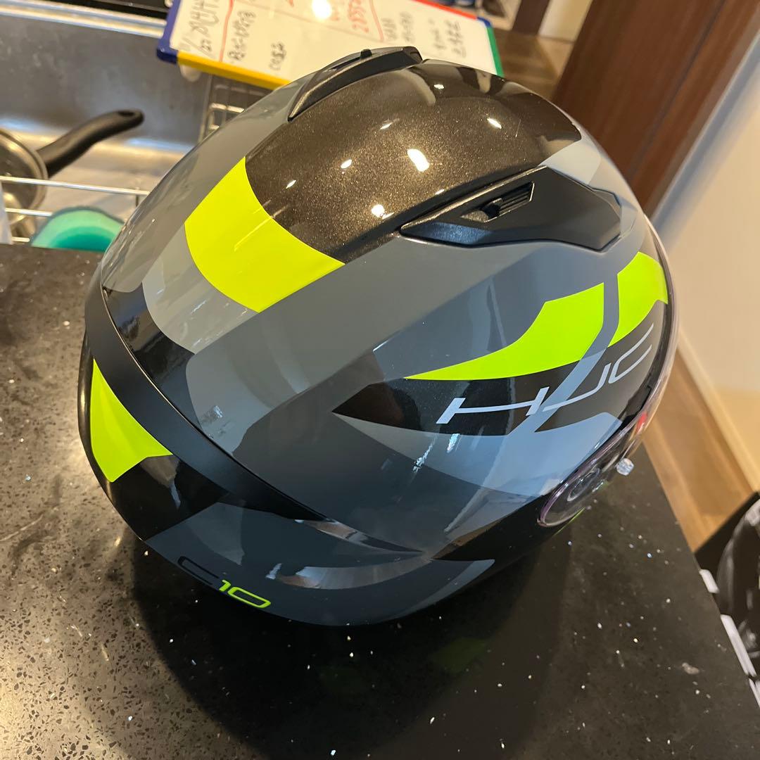 【HJC C10】フルフェイスヘルメット（XL）ほぼ新品　チークパッド2種類