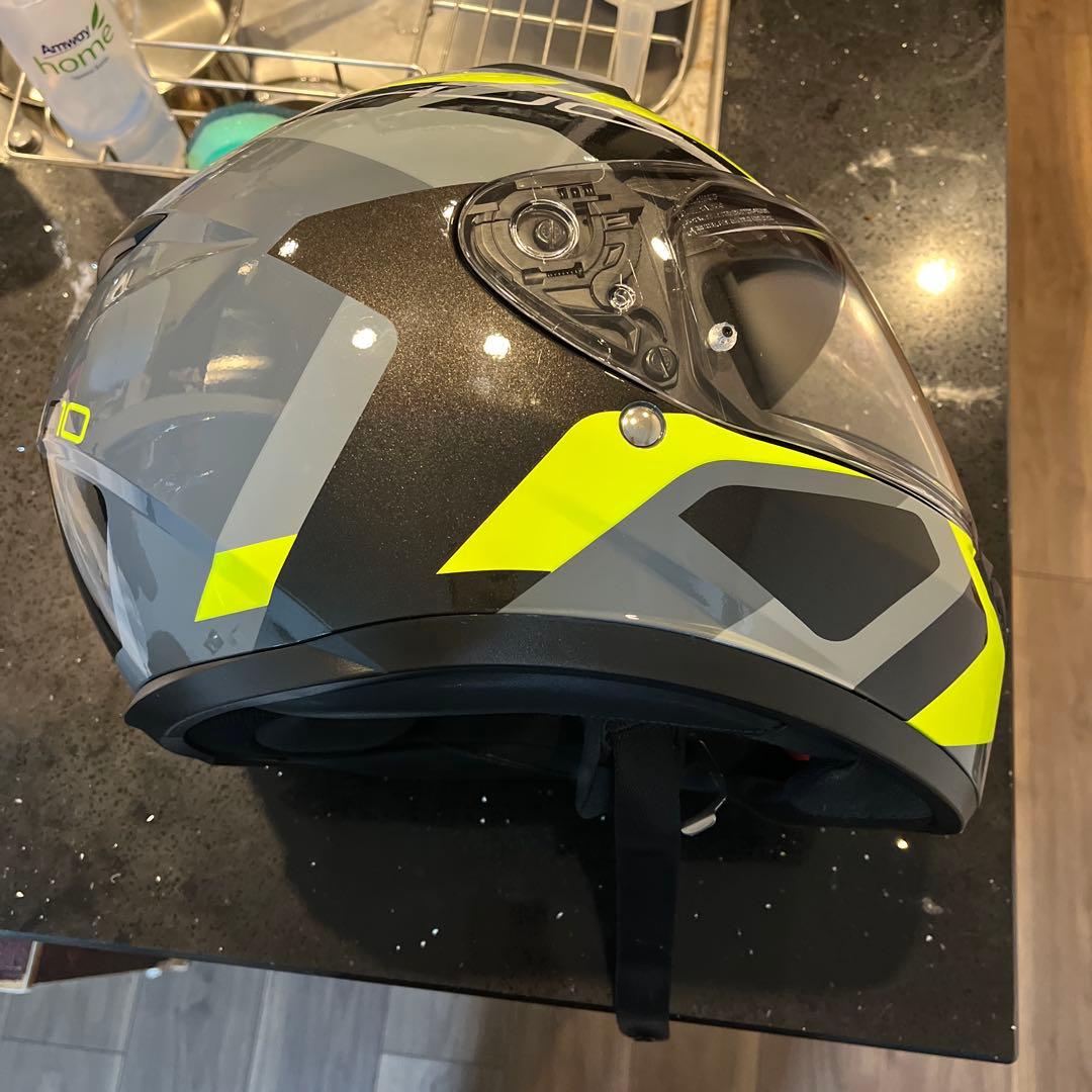 【HJC C10】フルフェイスヘルメット（XL）ほぼ新品　チークパッド2種類