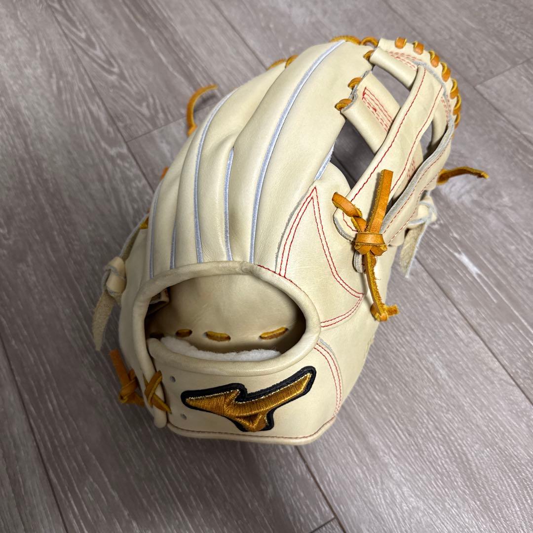 Mizuno Pro Classic 軟式グローブ クリーム色