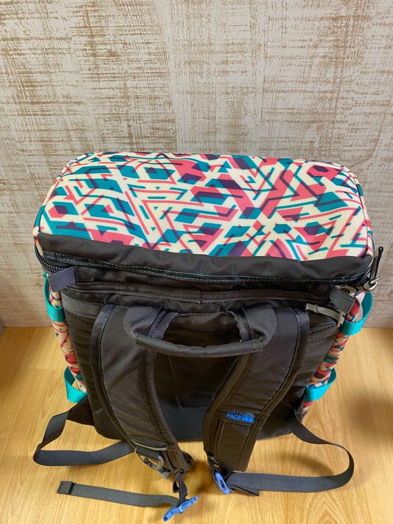 美品 THE NORTH FACE ノースフェイス ヒューズボックス　21L