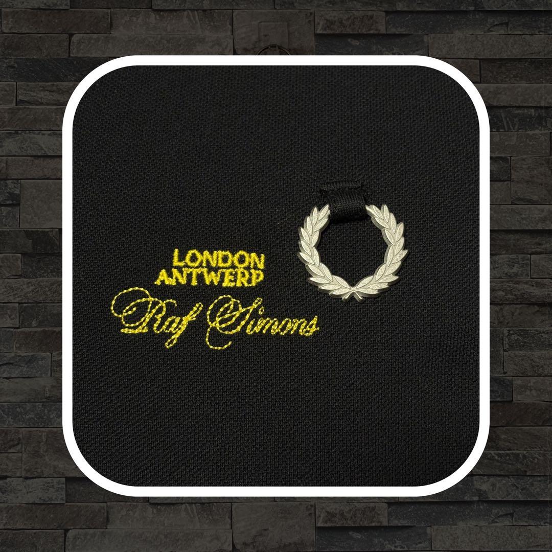 RAF SIMONS×FRED PERRY ロゴチャームポロシャツ BLK/M