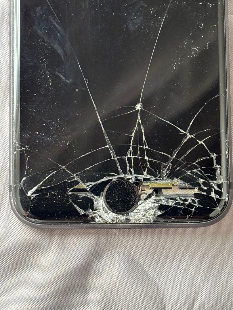 【ジャンク】iPhone 8 スペースグレイ 64GB 動作不良なし