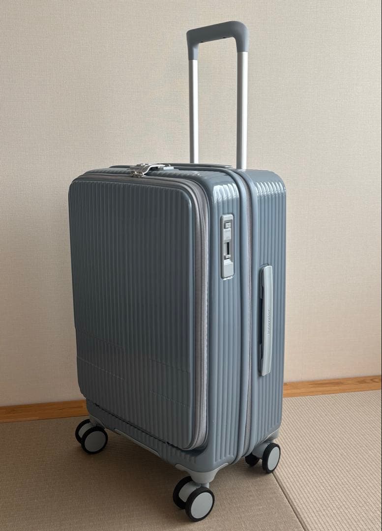 美品 イノベーター スーツケース INV155 55L 鏡面タイプクラウドグレー