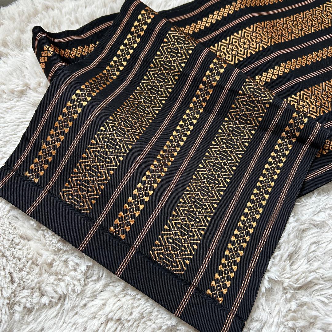 期間限定お値下げ‼️ 名古屋帯 黒と金のストライプ 幾何学模様