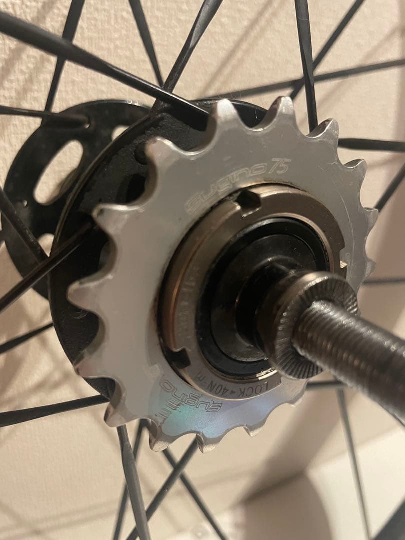 700C 固定ギア17T ピスト自転車用 カーボンホイール　リムハイト50mm