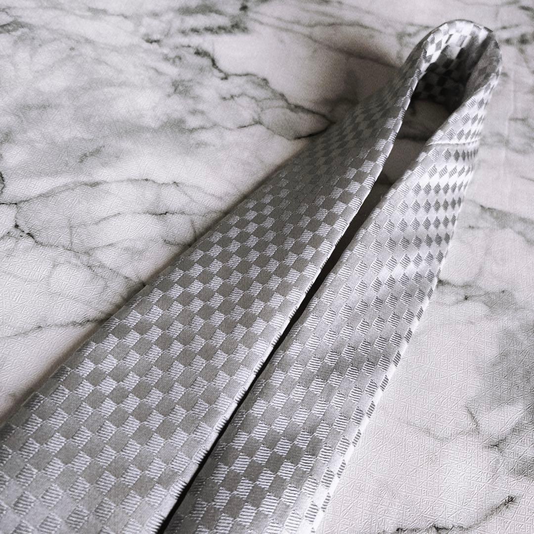 ✨未使用箱付き✨ルイヴィトン　マイクロダミエ　クラヴァット　シルバー　ネクタイ