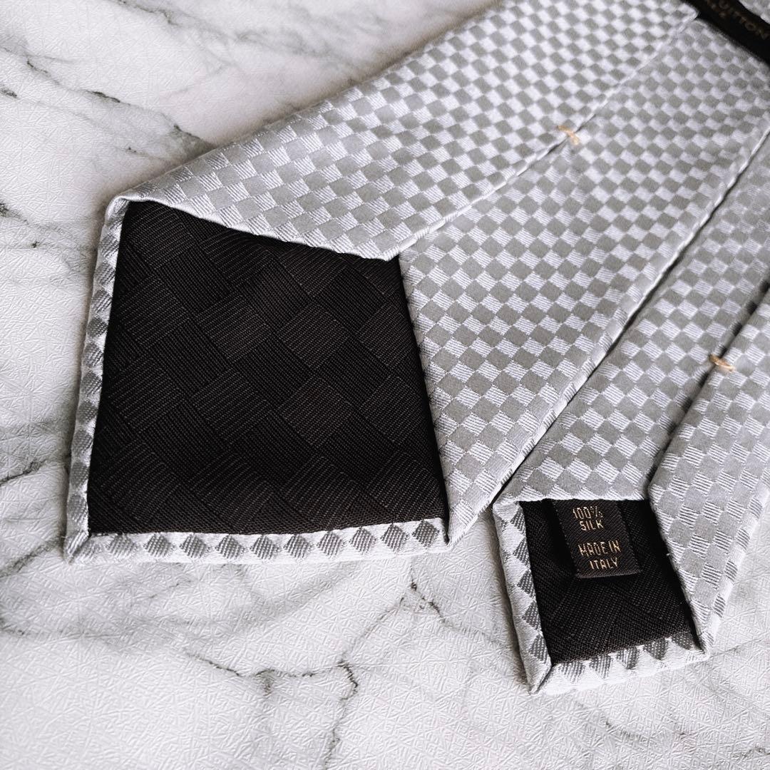 ✨未使用箱付き✨ルイヴィトン　マイクロダミエ　クラヴァット　シルバー　ネクタイ