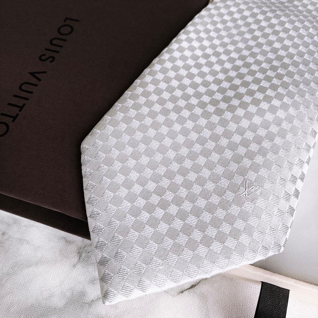 ✨未使用箱付き✨ルイヴィトン　マイクロダミエ　クラヴァット　シルバー　ネクタイ