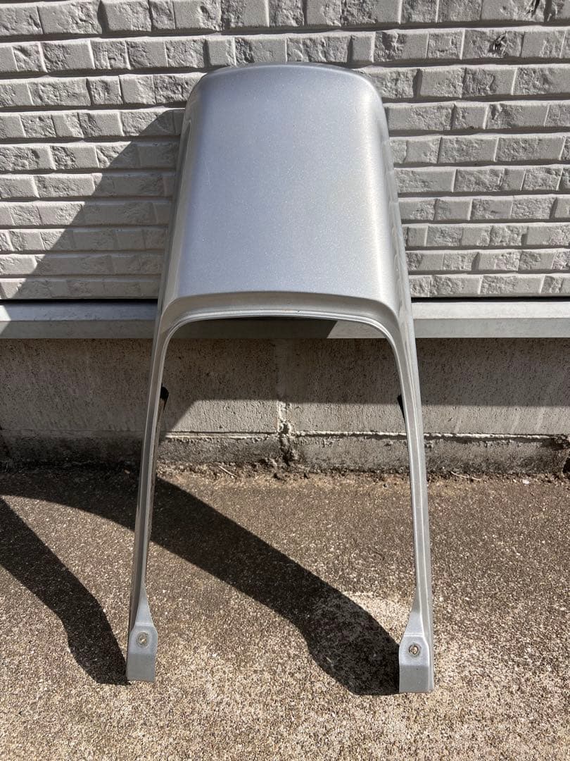 ［美品］ゼファーカイχ 純正テールカウル　シルバー