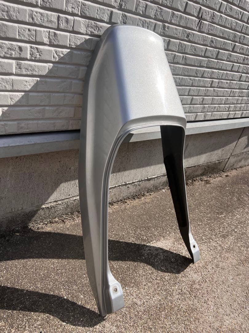 ［美品］ゼファーカイχ 純正テールカウル　シルバー