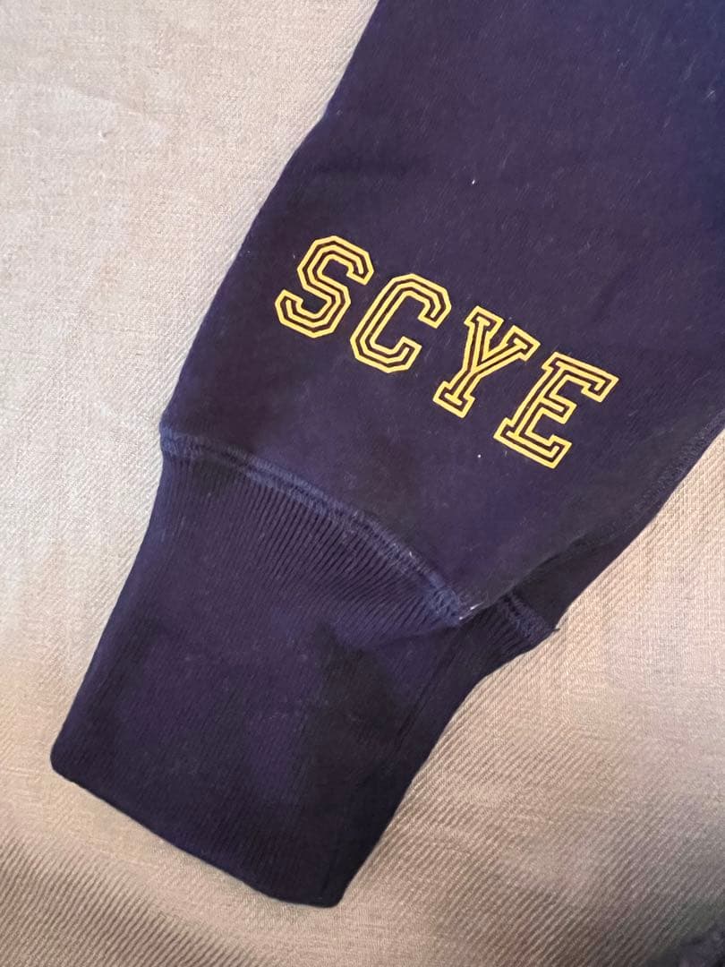 アフロイヤル 　SCYE BASICS フードマフラー