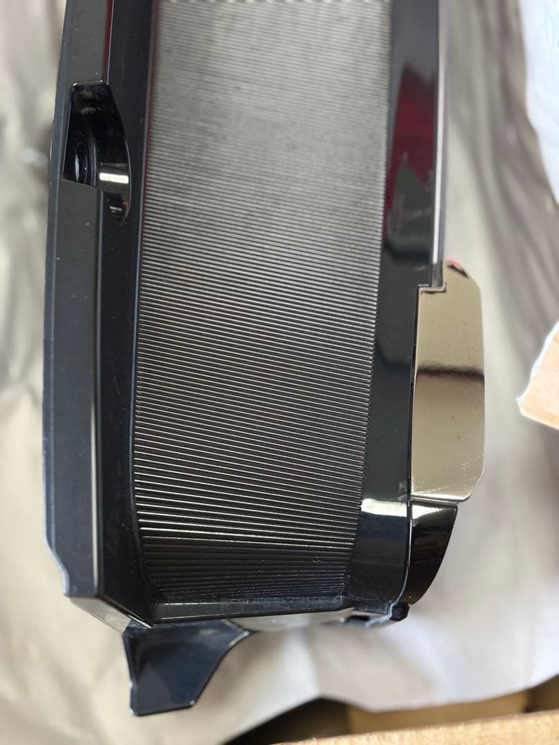 トヨタ　80ノア　エスクァイア　後期　テールランプ　テールレンズ　シルバー