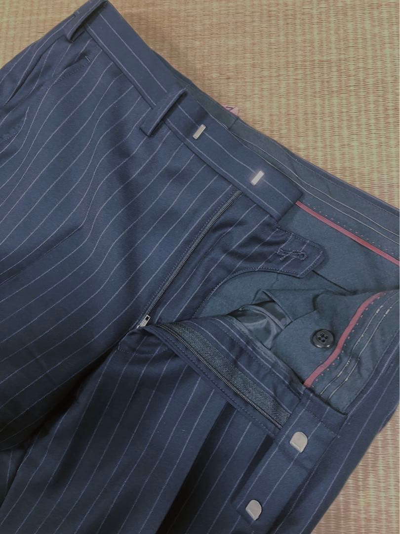 バーバリーブラックレーベル　ネイビーストライプスーツ　プレミアムコレクション