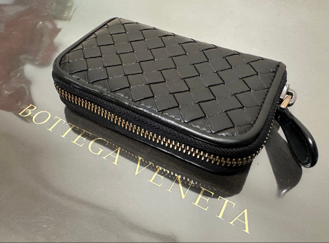 【付属品付】ボッテガヴェネタ イントレチャートケース/カーフ/黒2️⃣✨✨