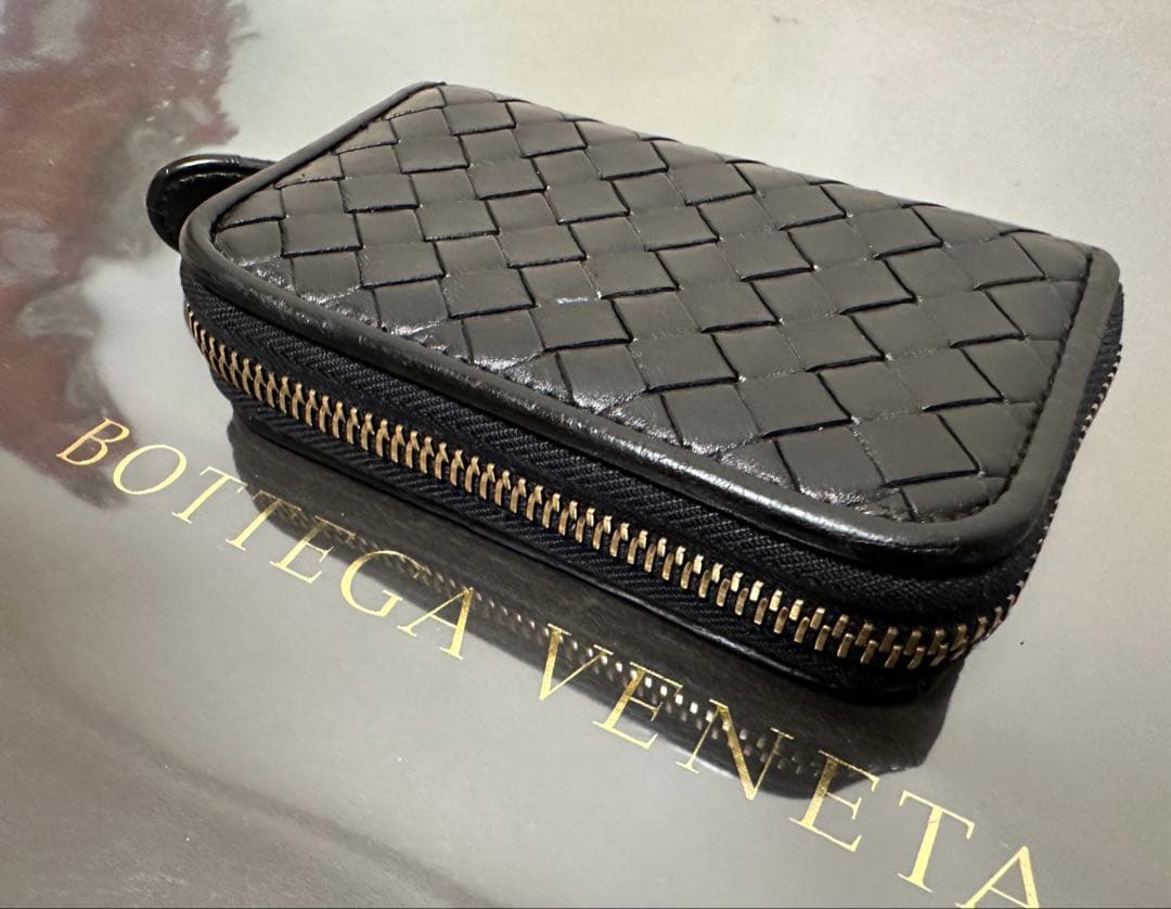 【付属品付】ボッテガヴェネタ イントレチャートケース/カーフ/黒2️⃣✨✨