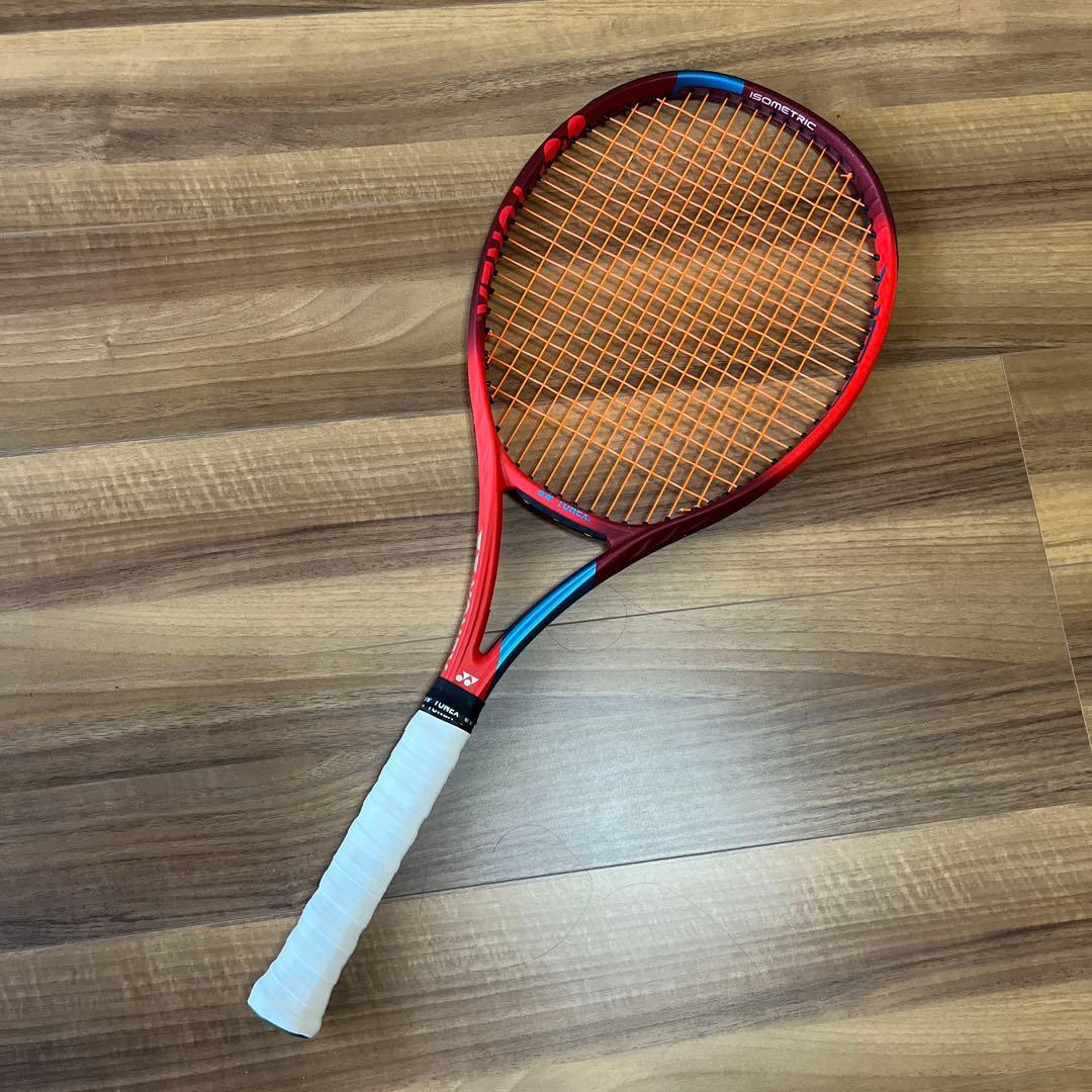 YONEX VCORE 100テニスラケット