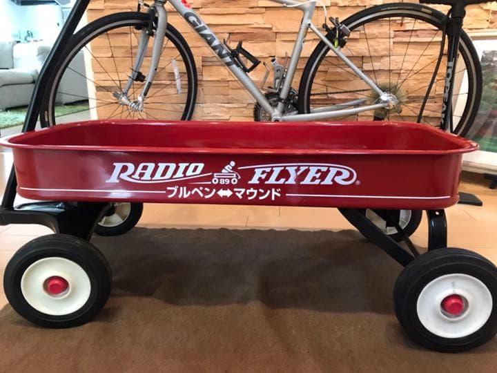 ラジオフライヤー　ワゴン