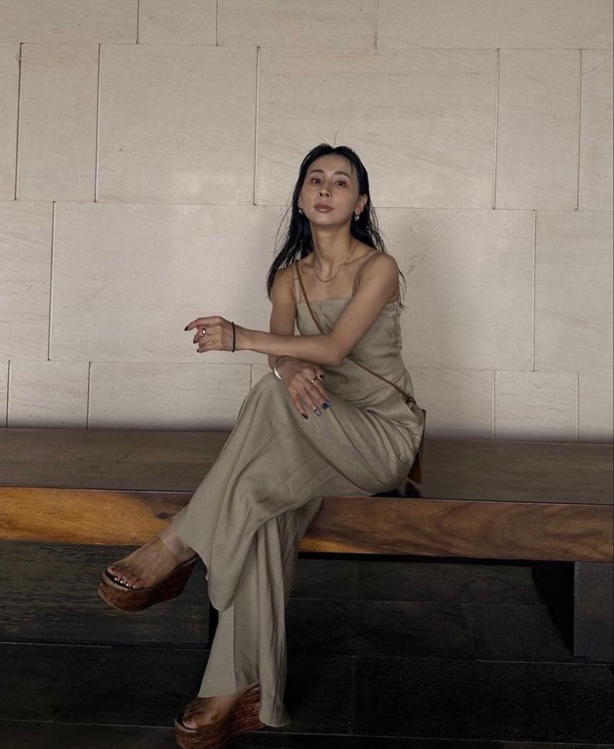 【AMERI】完売商品　VEST SET BARE TOP ROMPERS