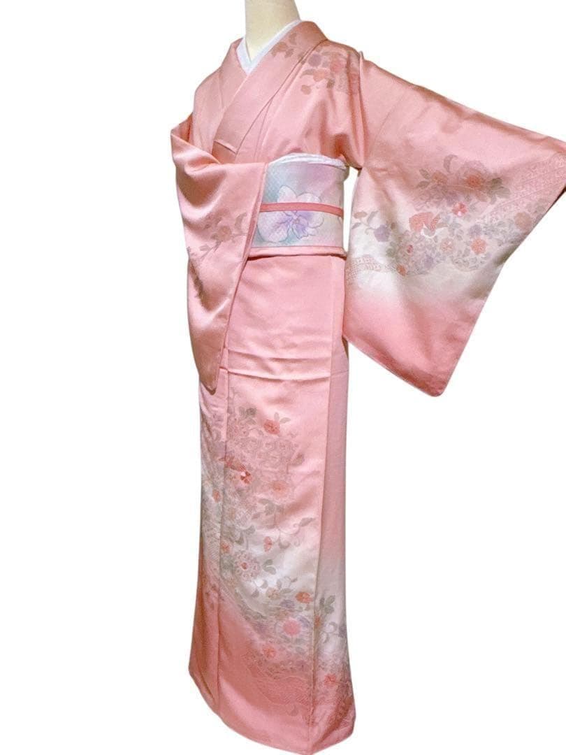 A106愛華 未使用着物 刺繍　スワト　宍色　美品　正絹　フォーマル