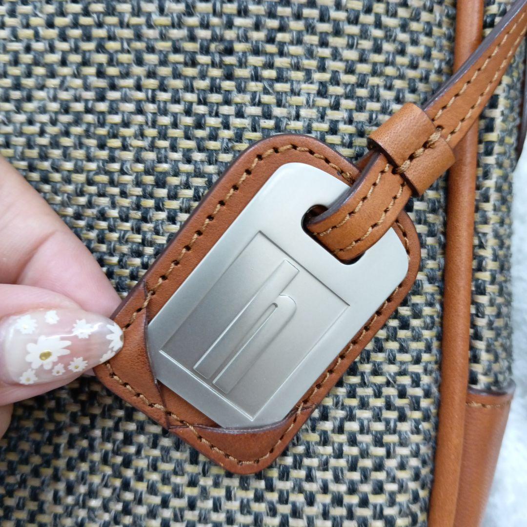 ハートマン　ショルダーバッグ