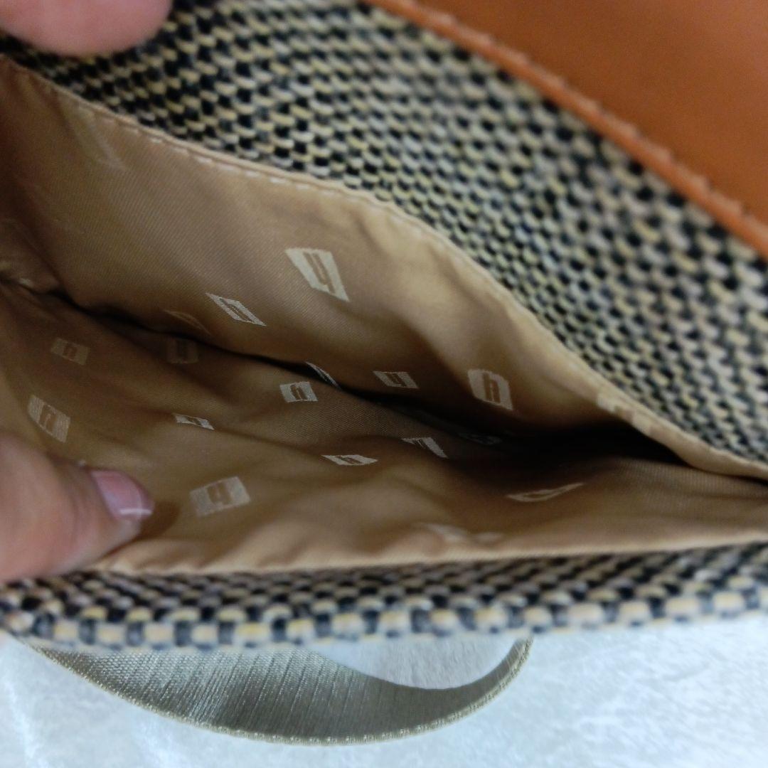 ハートマン　ショルダーバッグ