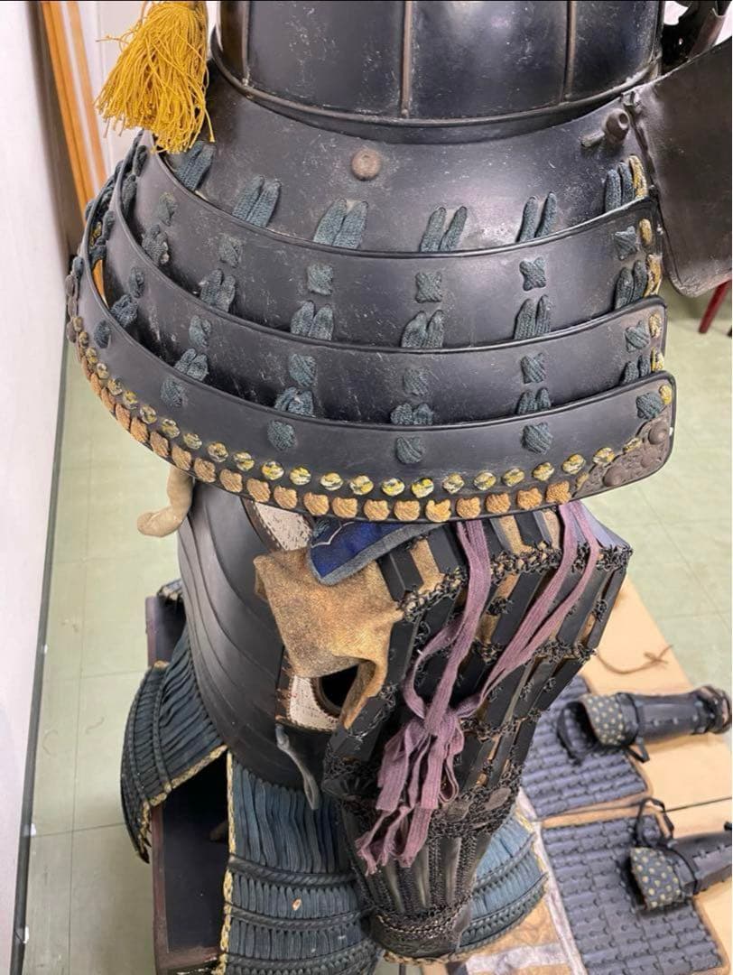 浅葱糸威二枚胴具足　等身大