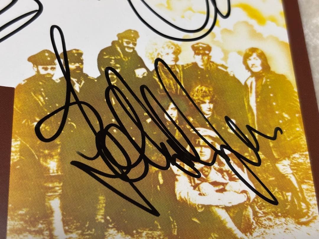 レア　LED ZEPPELIN 直筆サインCD レッド・ツェッペリン