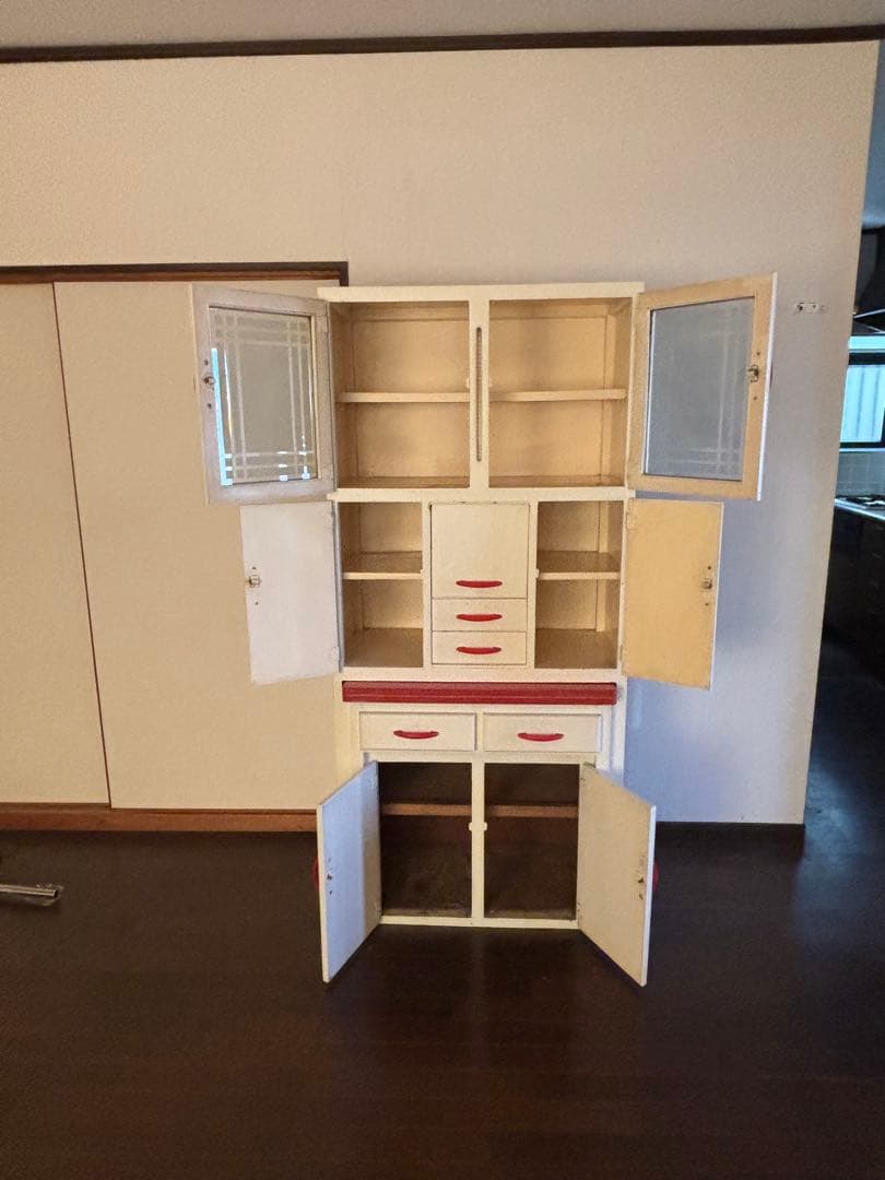 アンティーク食器棚