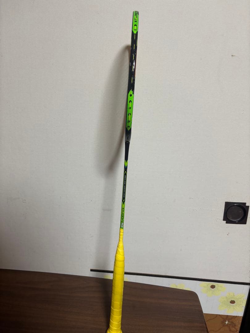 バドミントンラケット　ディオラ10旧色　3ug5