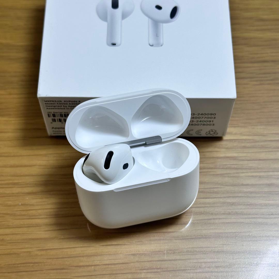 AirPods4本体 充電ケース付き 右耳なし