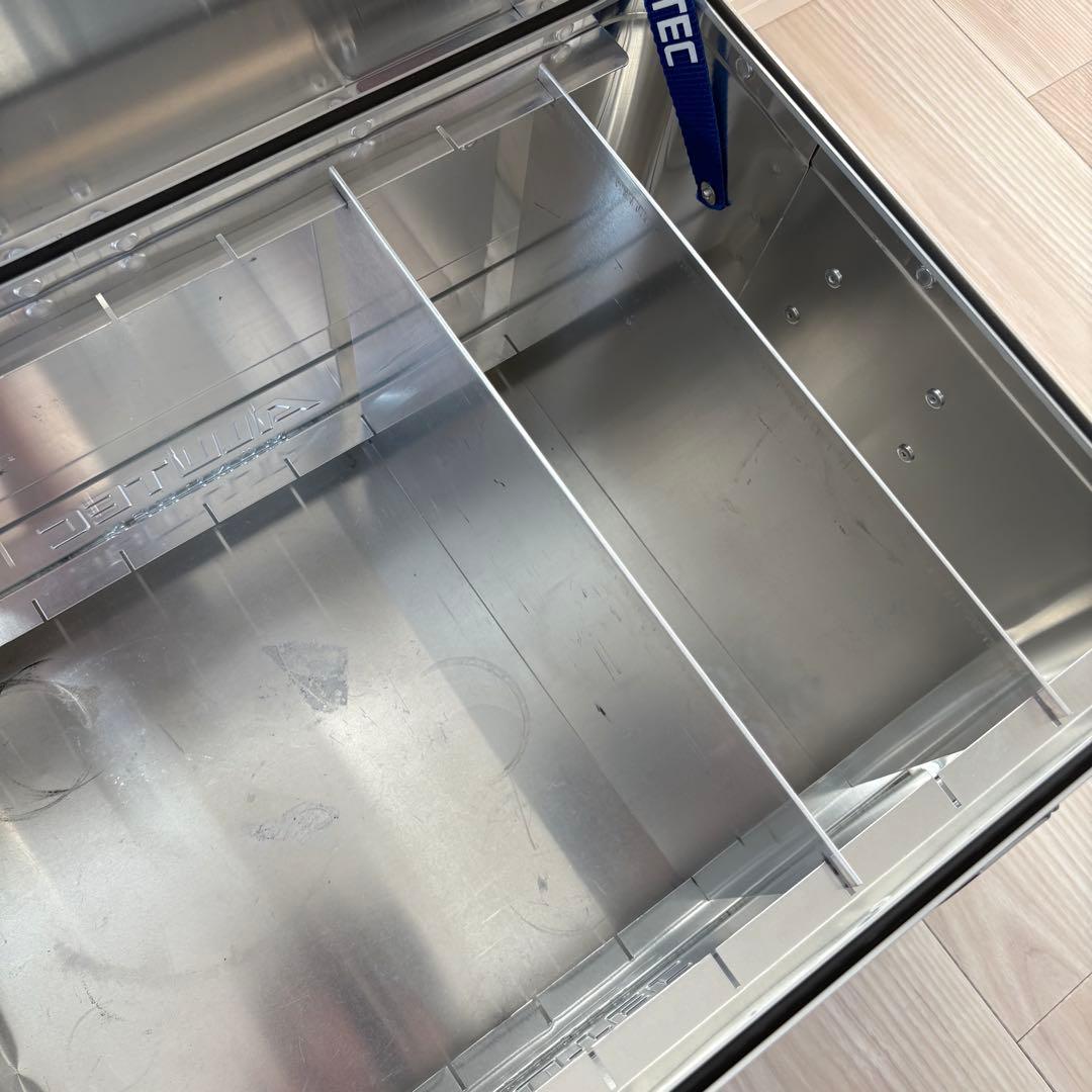 【送料無料】ALUTEC アルテック アルミコンテナ 48L ※カスタム済み