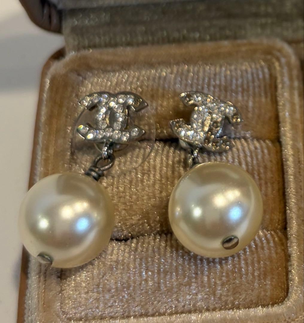 CHANEL パール ピアス