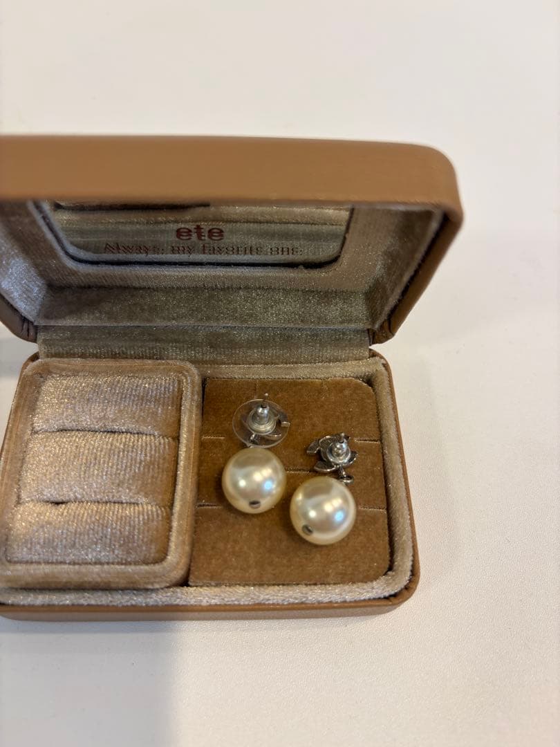 CHANEL パール ピアス