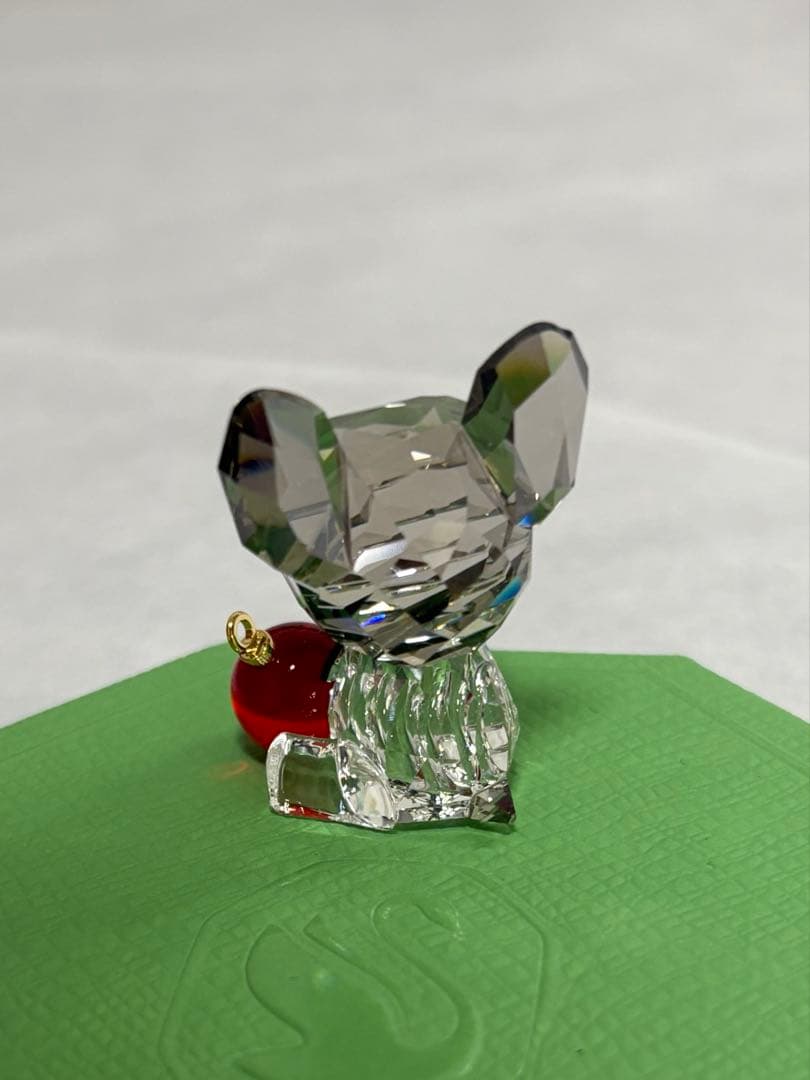 スワロフスキー　クリスタル　限定　オーナメント　箱付き　新品　犬　ブルドッグ