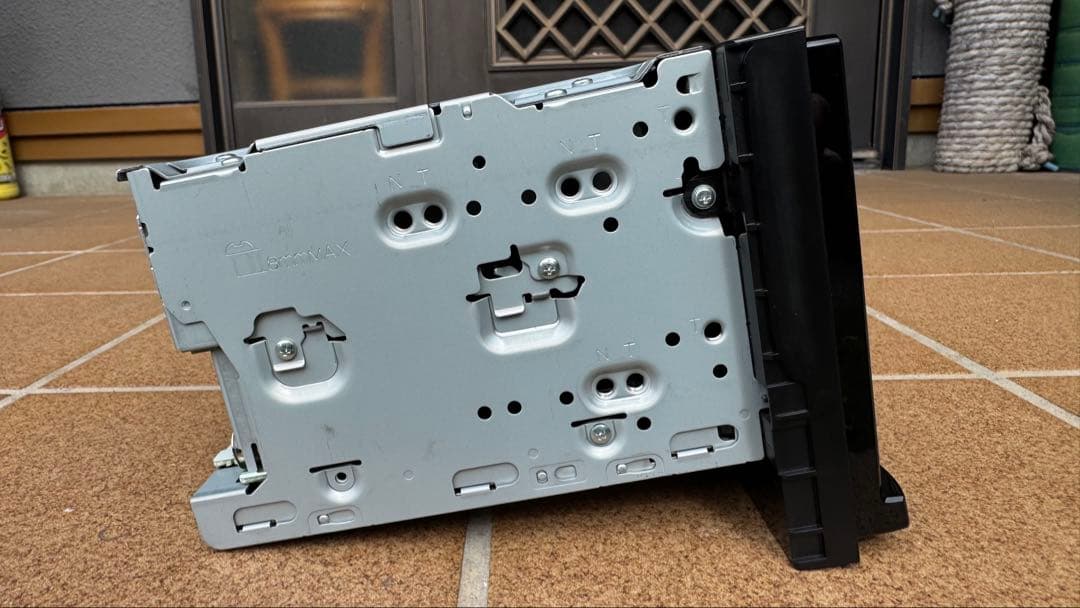 Pioneer carrozzeria 楽ナビ AVIC-RL901 8インチ