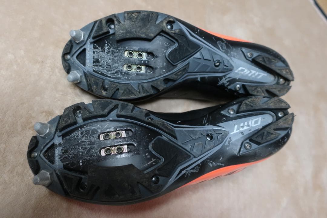 DMT M1（MTB用レーシングシューズ）EU43