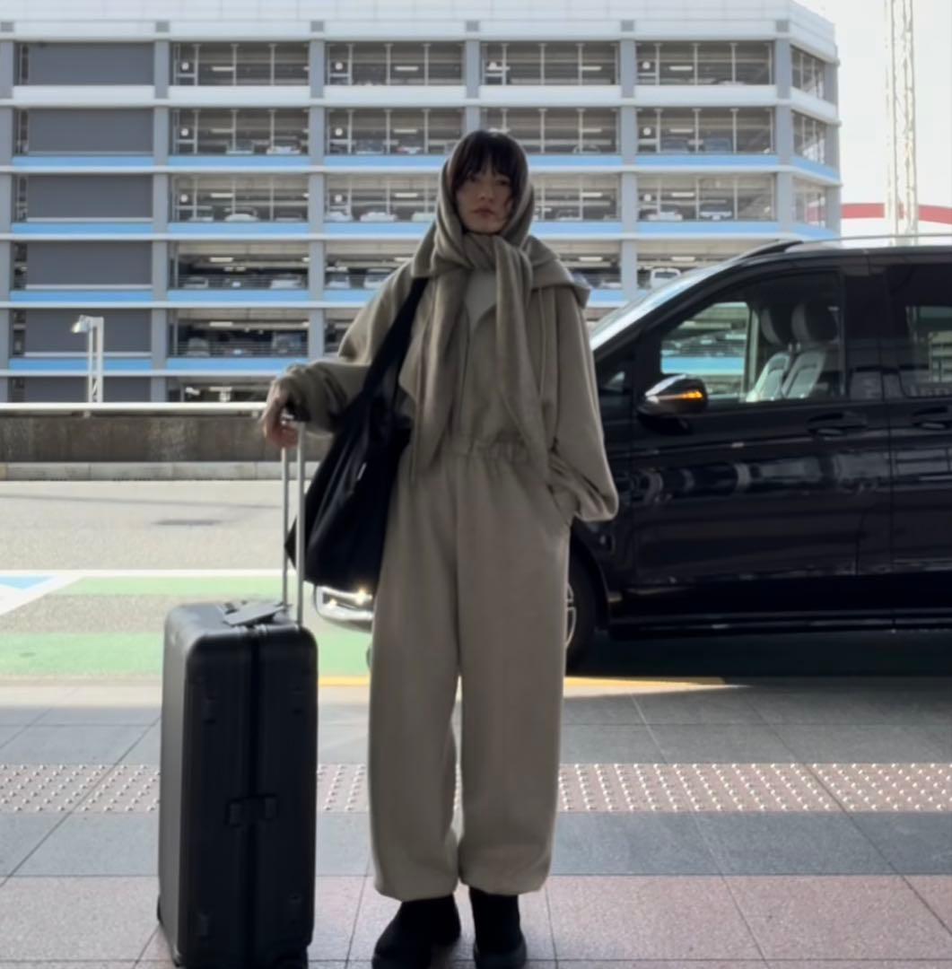 CLANE HOODED SWEAT ALL IN ONE BEIGE 1番