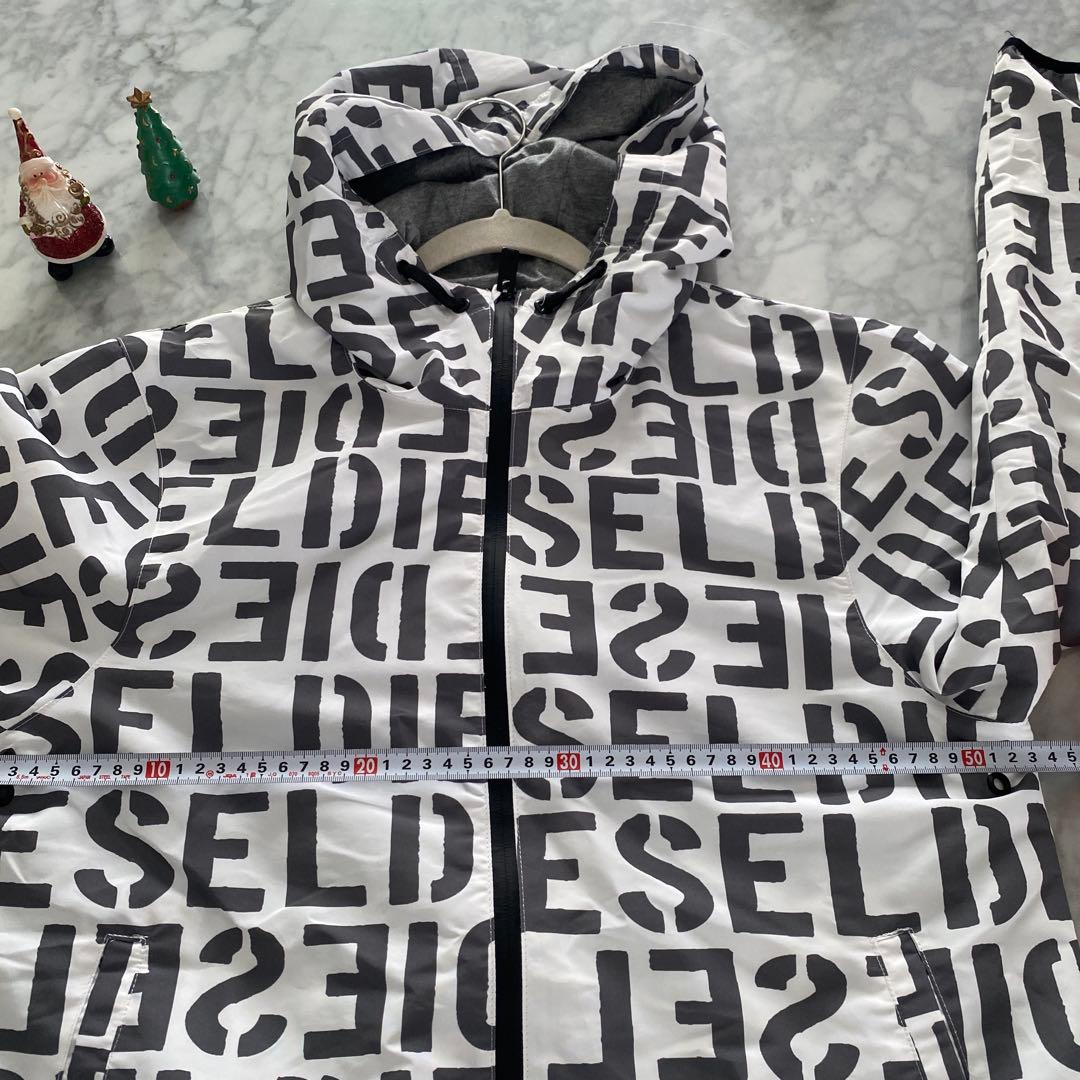 りんごママ　ディーゼル　16Y（160〜）総ロゴ　ナイロンパーカー