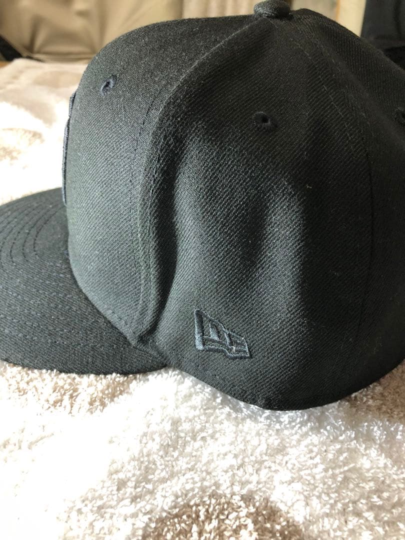 New Era ブラック SDロゴ キャップ