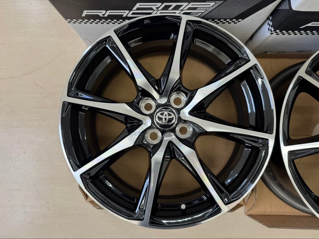 トヨタ アクア GRスポーツ 純正ホイール