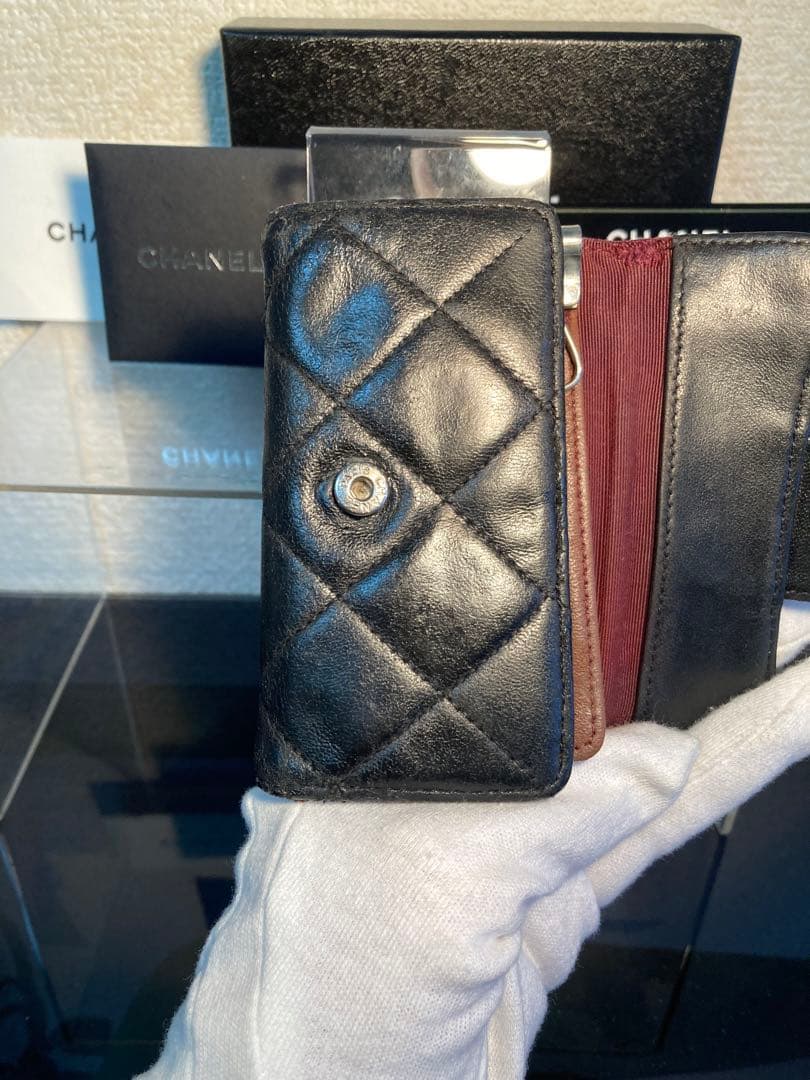 ［正規品］CHANELマトラッセ6連キーケース　シリアルシールあり