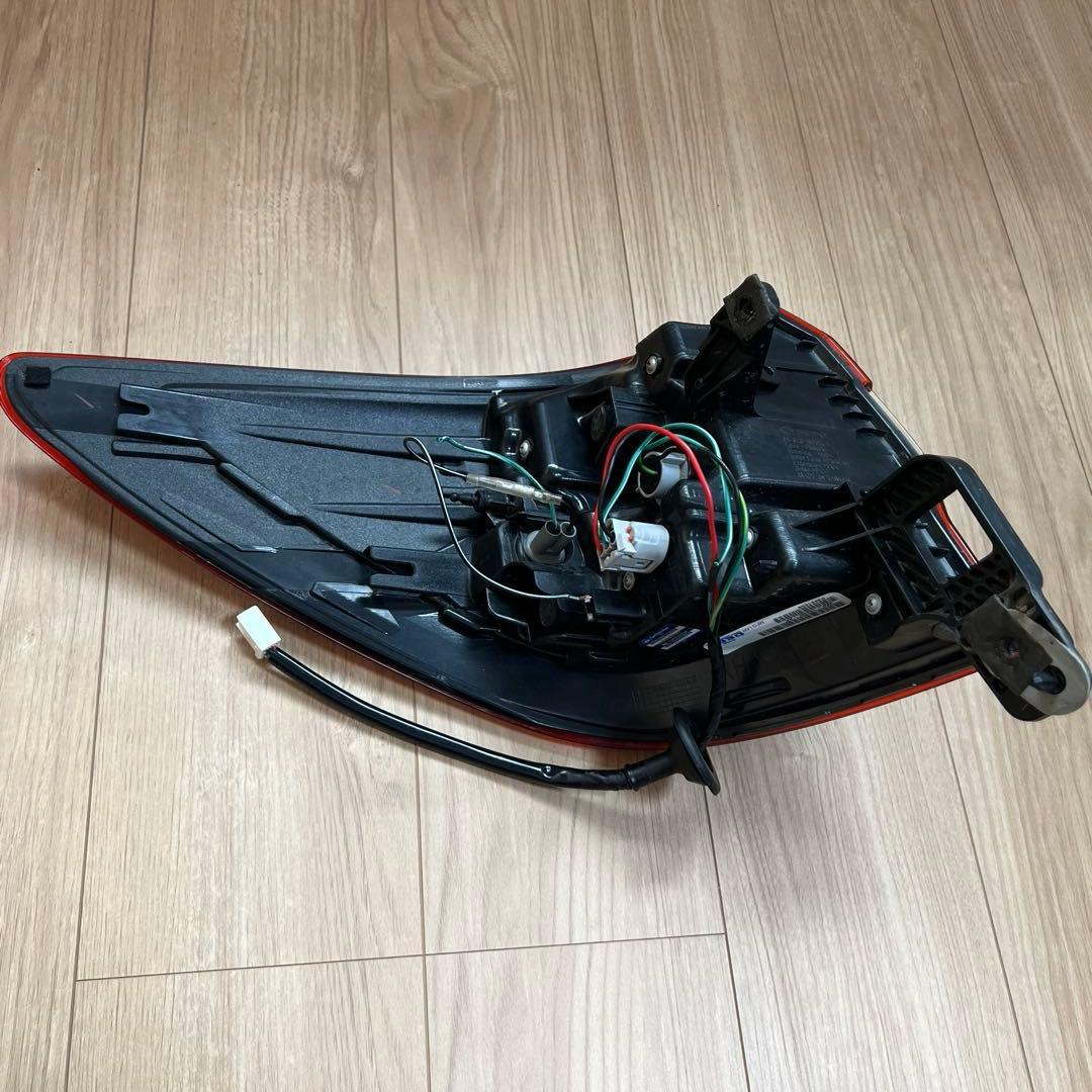 BS9 アウトバック USテールランプ　サイドマーカー