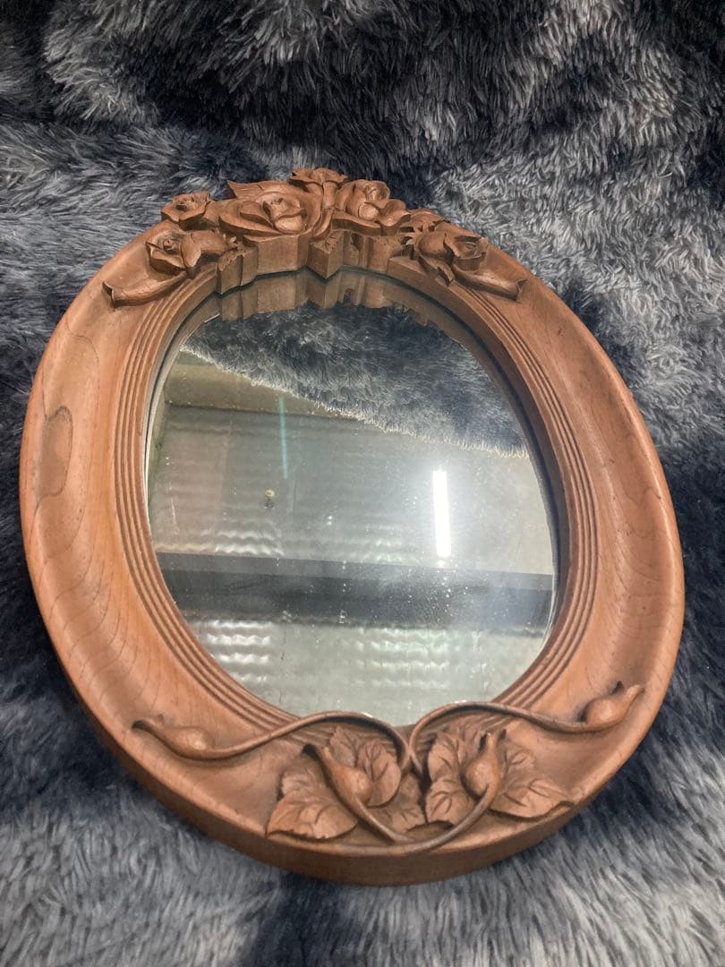 木製楕円形壁掛けミラー 花彫刻 ブリヂストン　ビーエスファミリーミラー