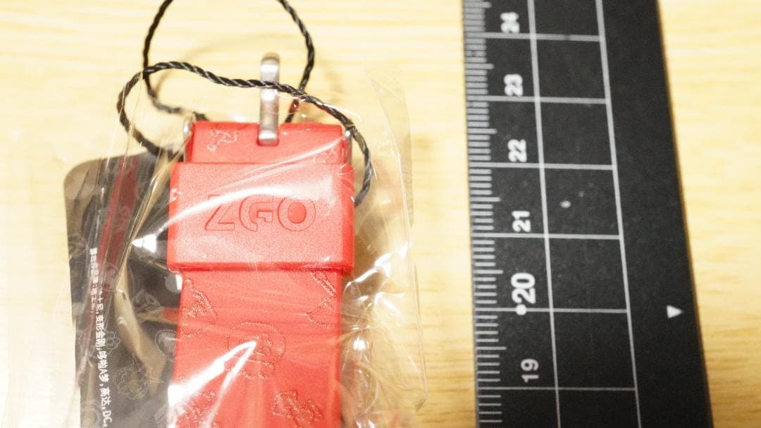 ハローキティ チャイナ服 Gショック風 サンリオ 腕時計 限定 海外 コラボ