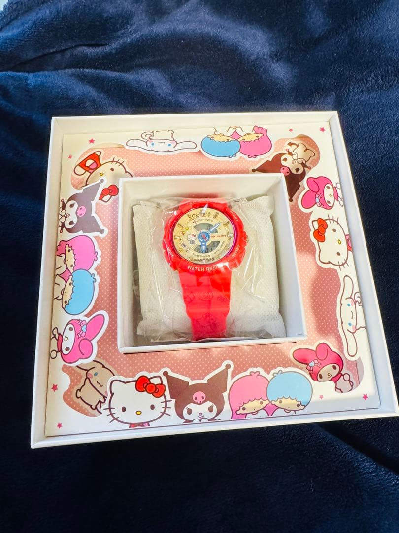 ハローキティ チャイナ服 Gショック風 サンリオ 腕時計 限定 海外 コラボ