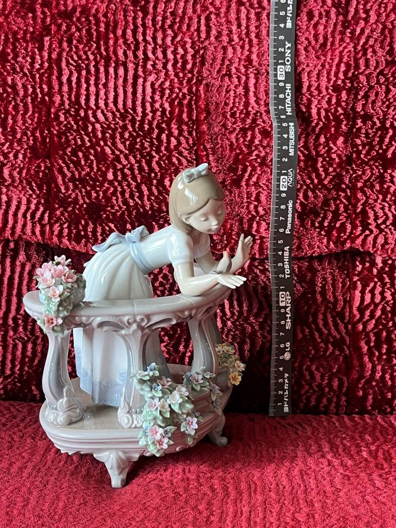 LLADRO 06658 春の目覚め　モーニングソング