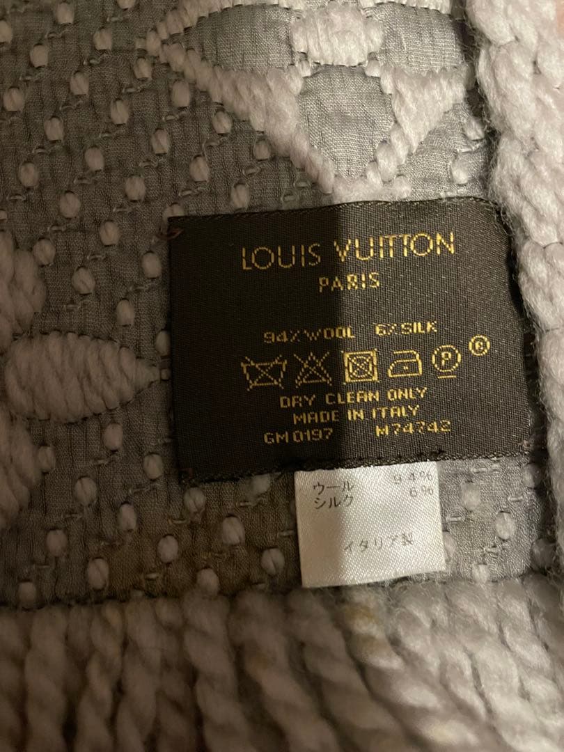 ルイヴィトン　マフラー　グレー　エシャルプ ロゴマニアシャイン