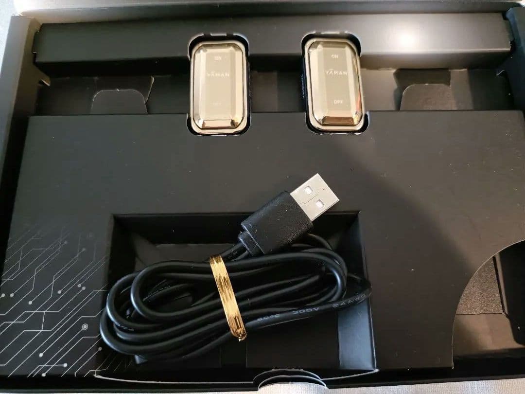 ヤーマン　デザインリフトモア　ストレッチフィットシート目元、口元1セット付き