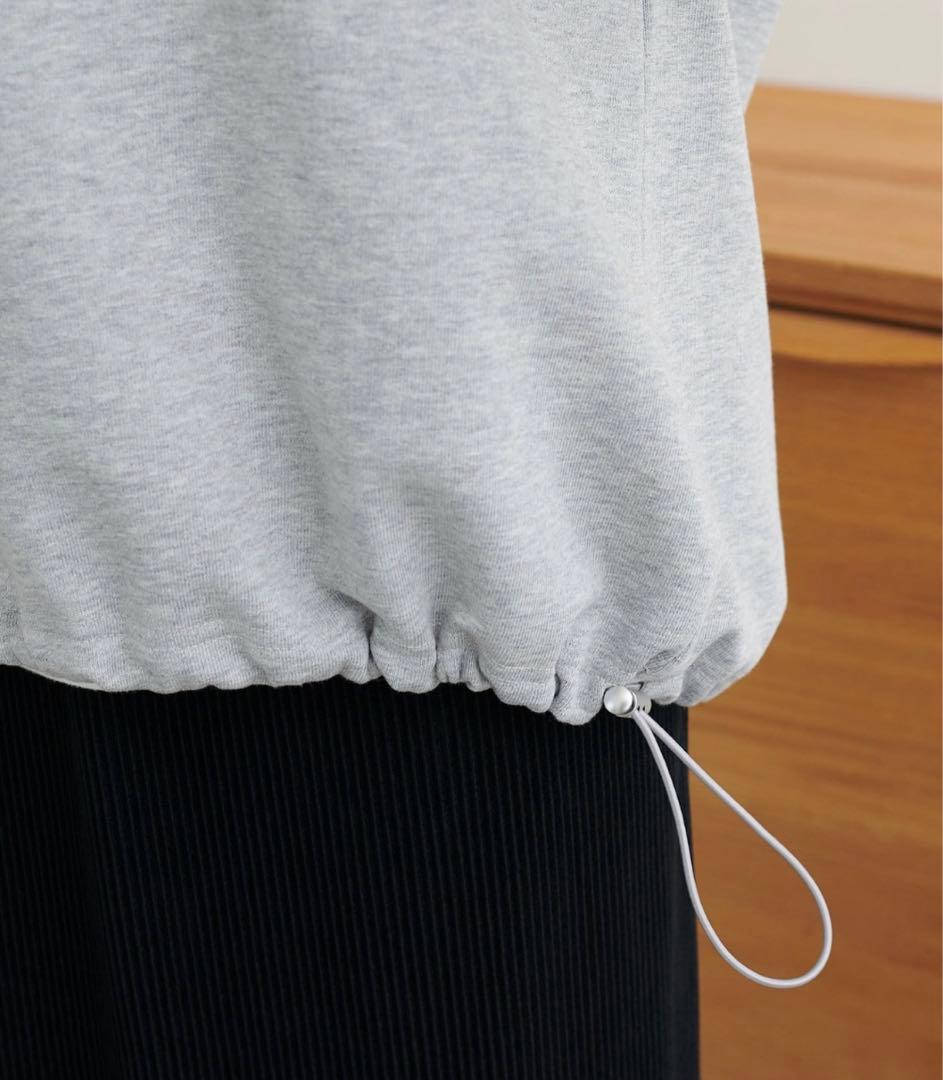 DISCOAT ワンポイント刺繍スウェットドロストフーディ